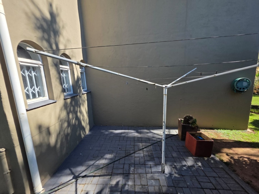 4 Bedroom Property for Sale in Wavecrest Eastern Cape